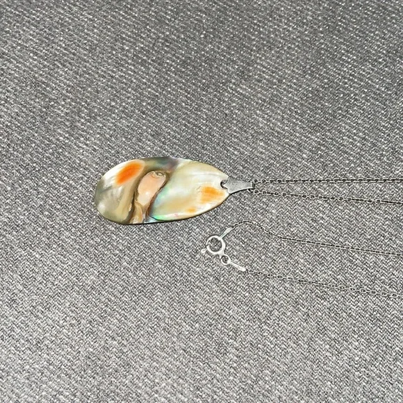 Vintage seashell pearl silver necklace. 22”. - Picture 4 of 4